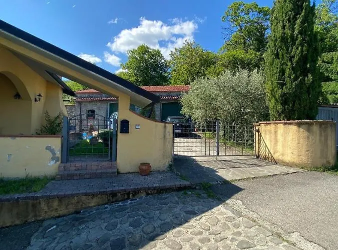 La Casa Nel Bosco Mulazzo