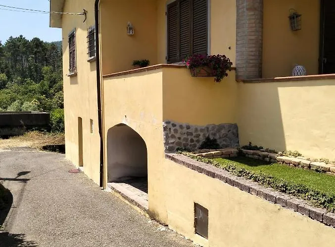 La Casa Nel Bosco * Mulazzo